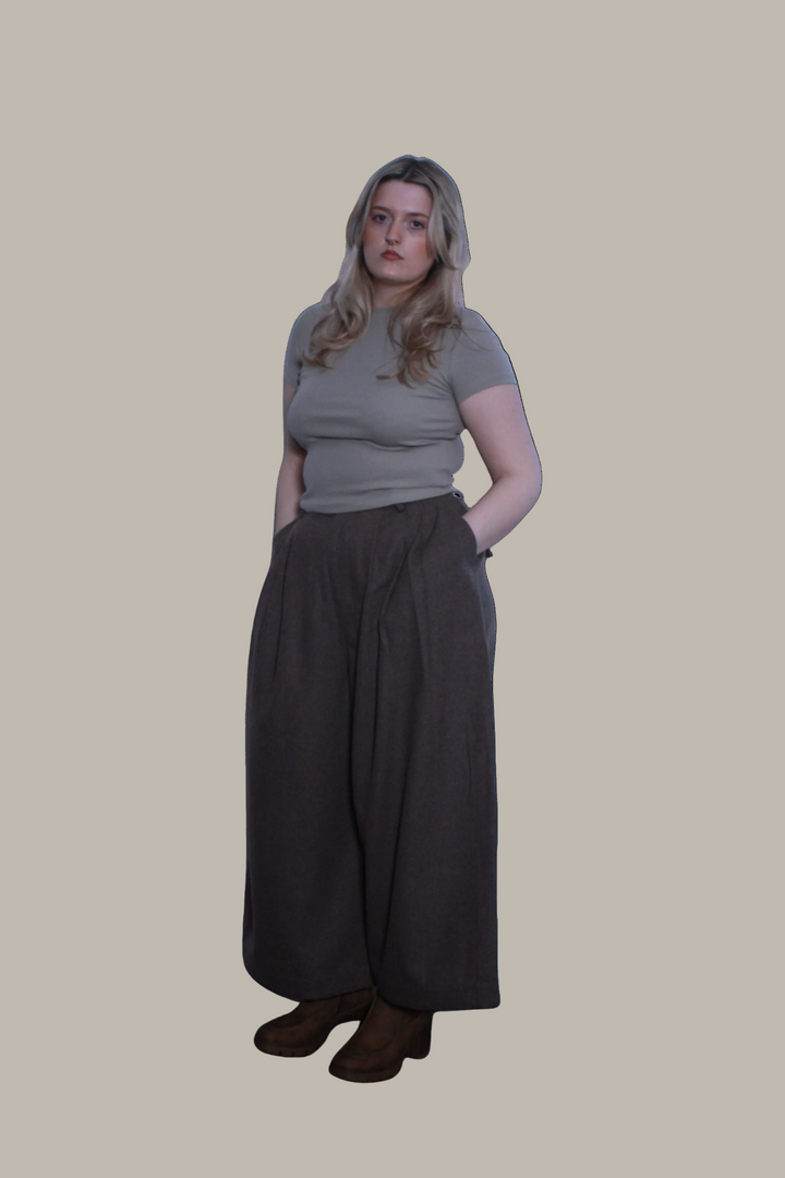 HATTIE-Wool/Viscose blend pleated trouser